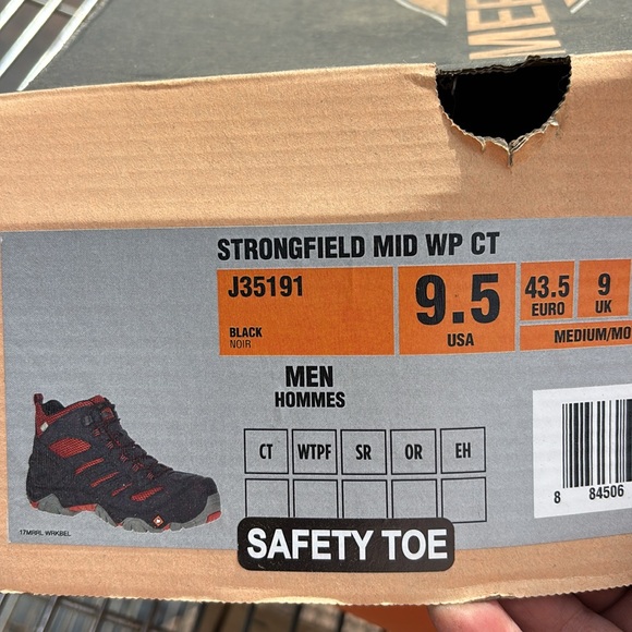 Merrell strong field mid